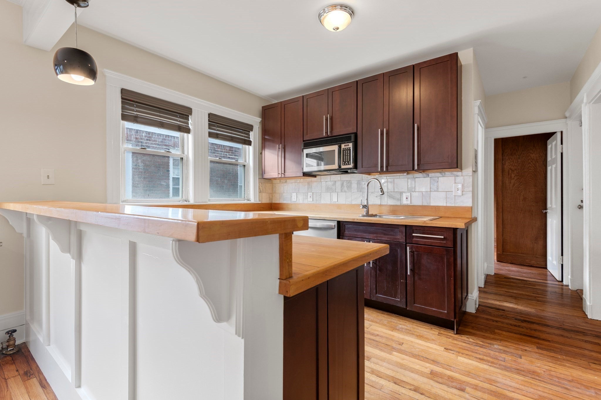 195 South St 5