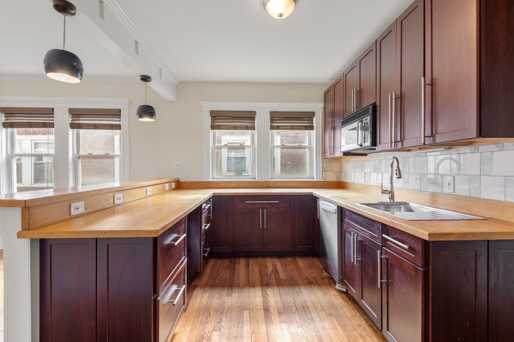195 South St 5