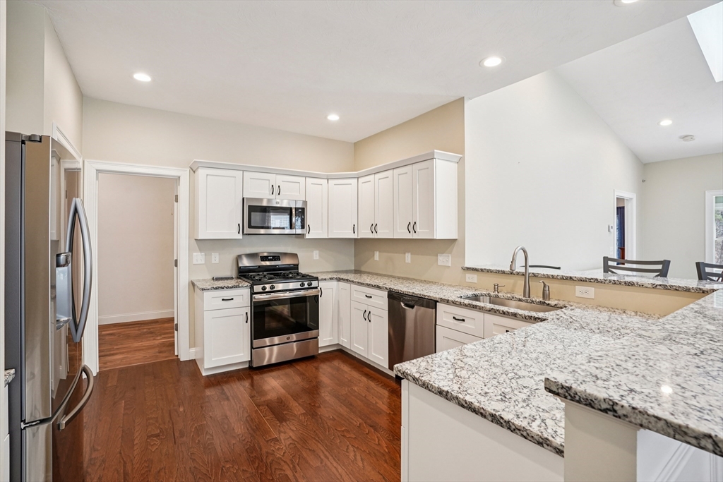 117 Rogerson Xing 117