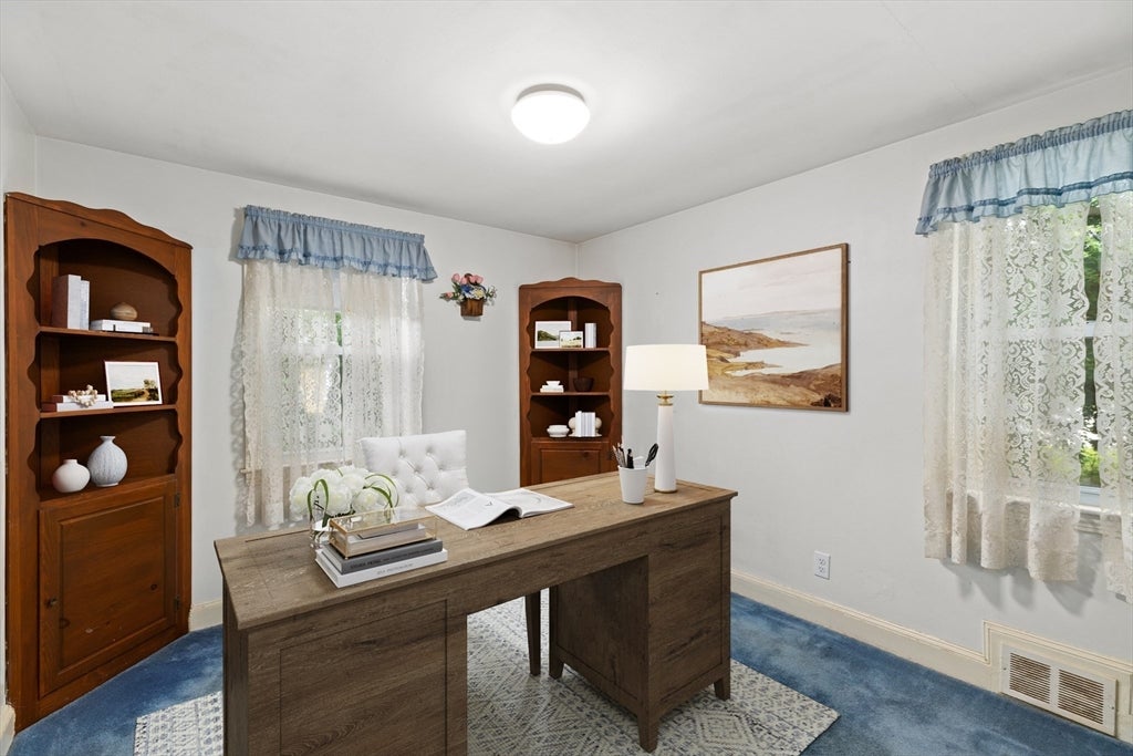 308 Pleasant St, Stoughton, MA, 308 Pleasant St, Stoughton, MA Photo #11