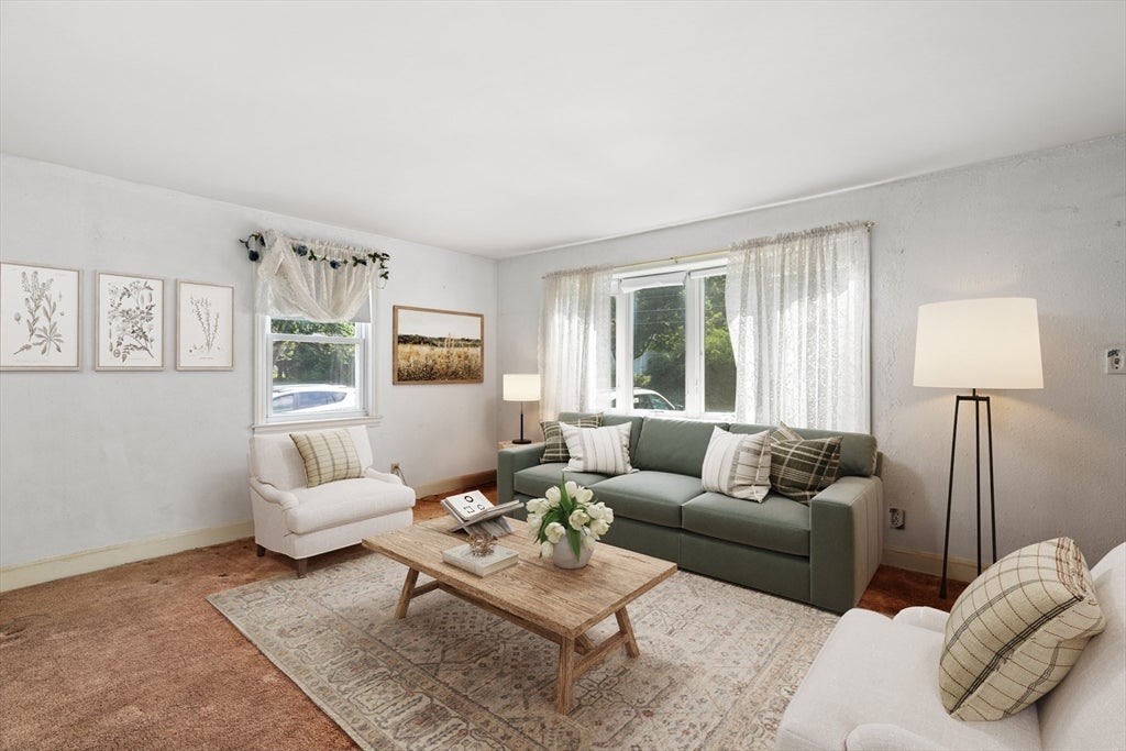 308 Pleasant St
