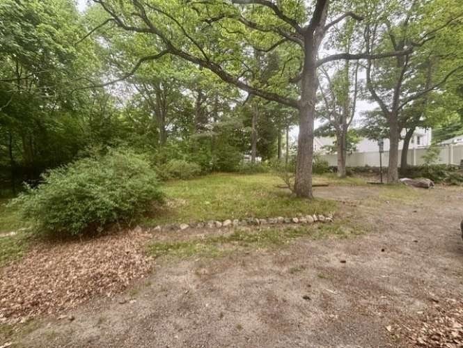 76 Summer Ave, Reading, MA Photo #17