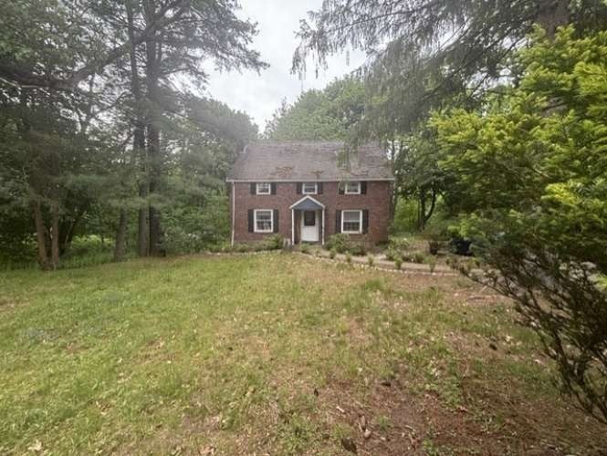 76 Summer Ave, Reading, MA Photo #3