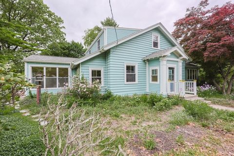 44 Huntington Ave Sharon MA 02067