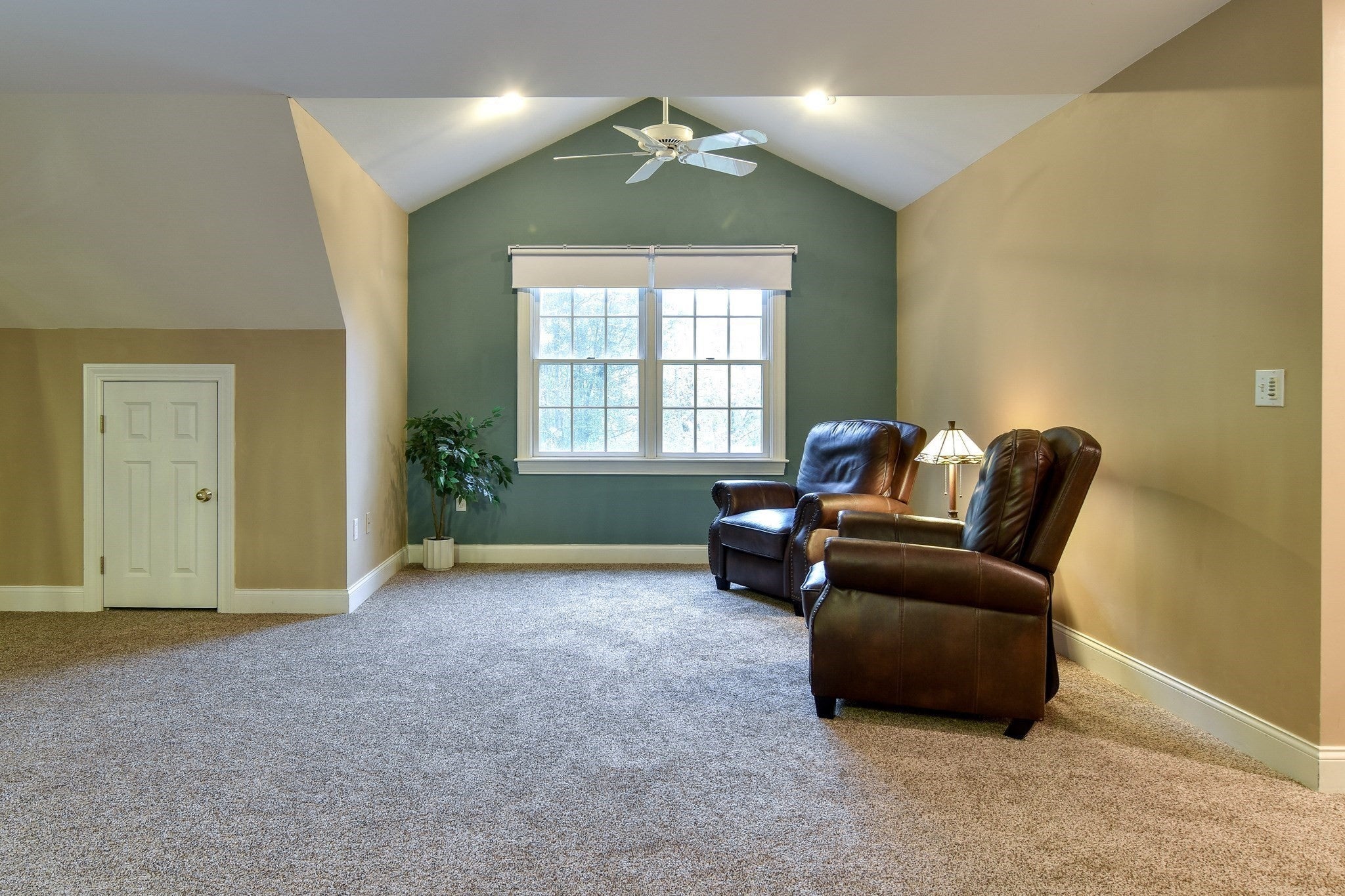 35 Johnson Drive, Holliston, MA, 35 Johnson Drive, Holliston, MA Photo #36