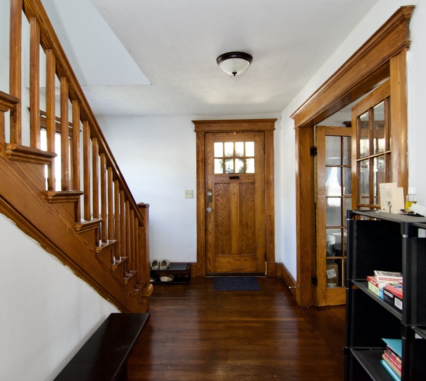 16 Amity Ct