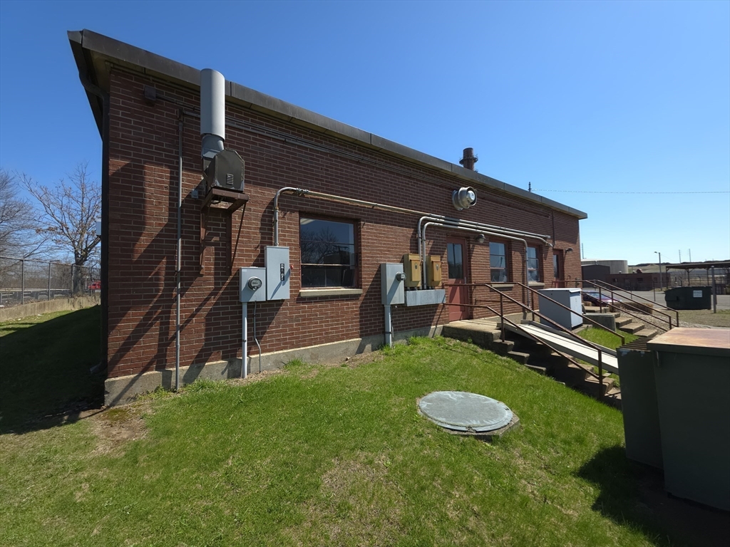 15-A Agawam Avenue