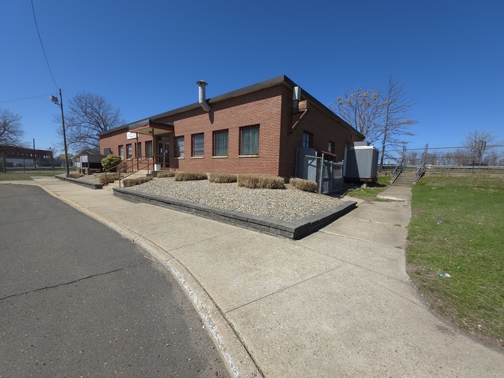 15-A Agawam Avenue