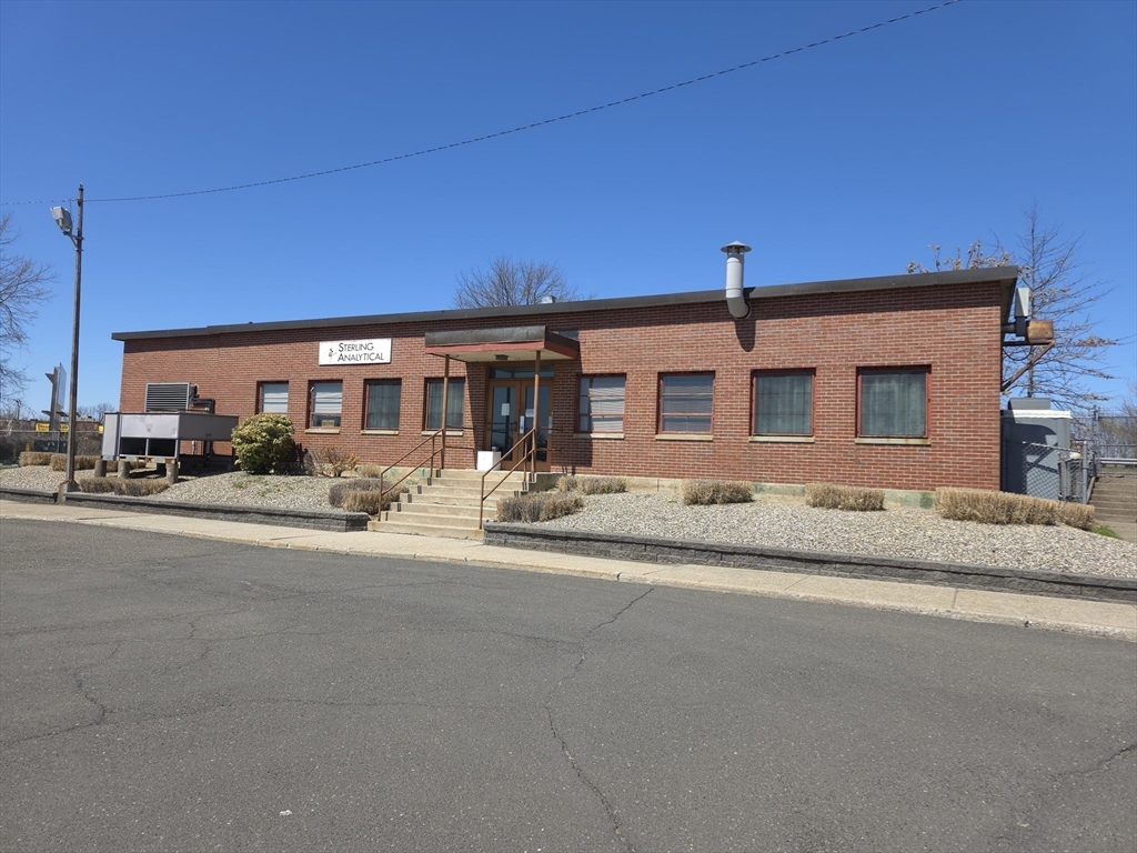 15-A Agawam Avenue