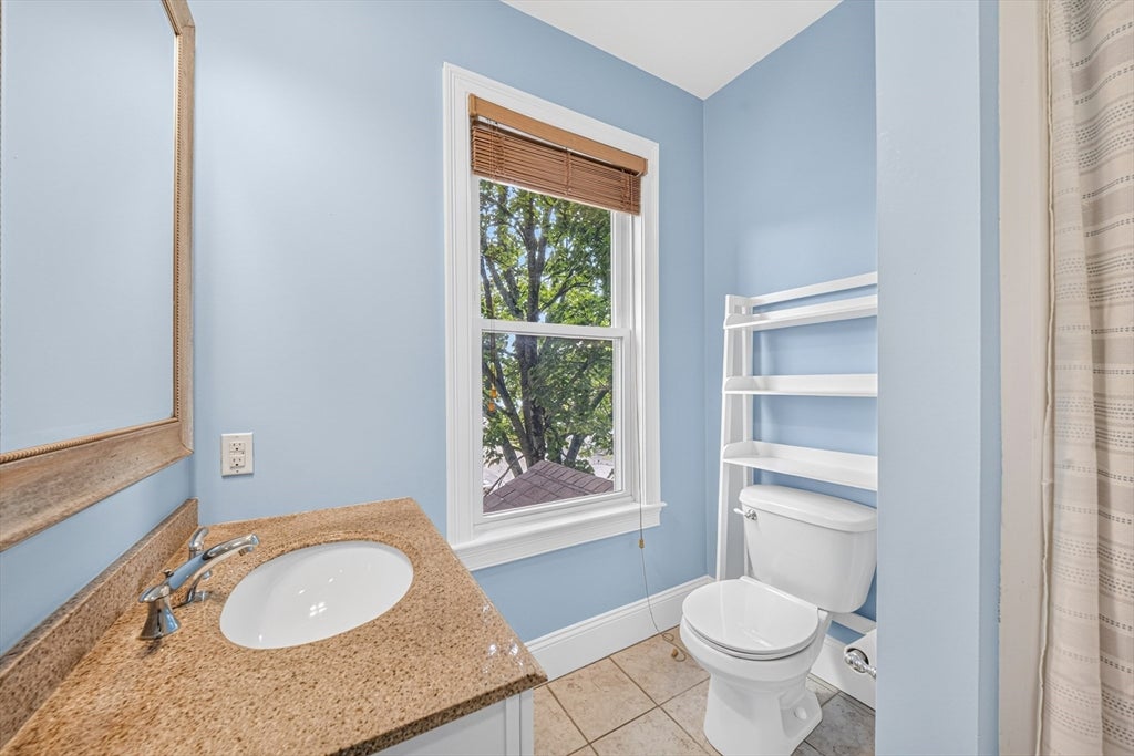 90 Taylor St #4, Waltham, MA, 90 Taylor St #4, Waltham, MA Photo #8