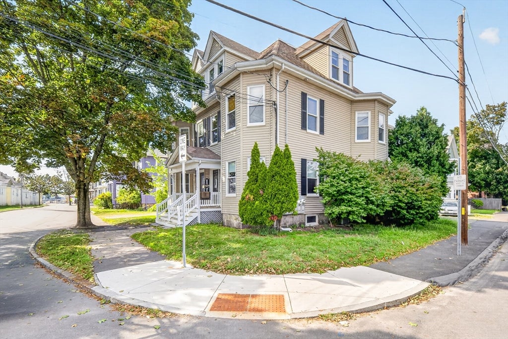 90 Taylor St #4, Waltham, MA, 90 Taylor St #4, Waltham, MA Photo #24