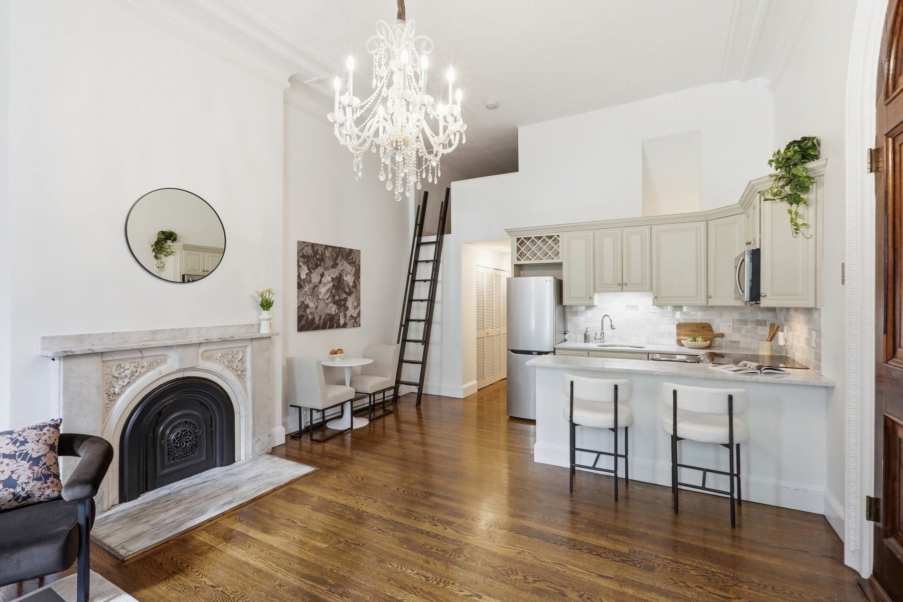 43 W. Newton Street 1-10