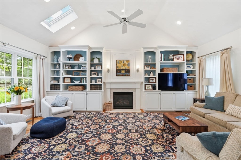 16 Gerber CIR #16, Needham, MA Photo #12