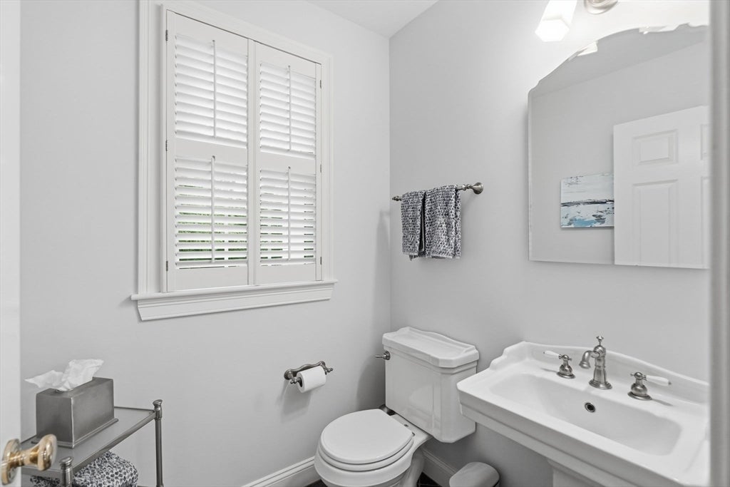 16 Gerber CIR #16, Needham, MA Photo #11