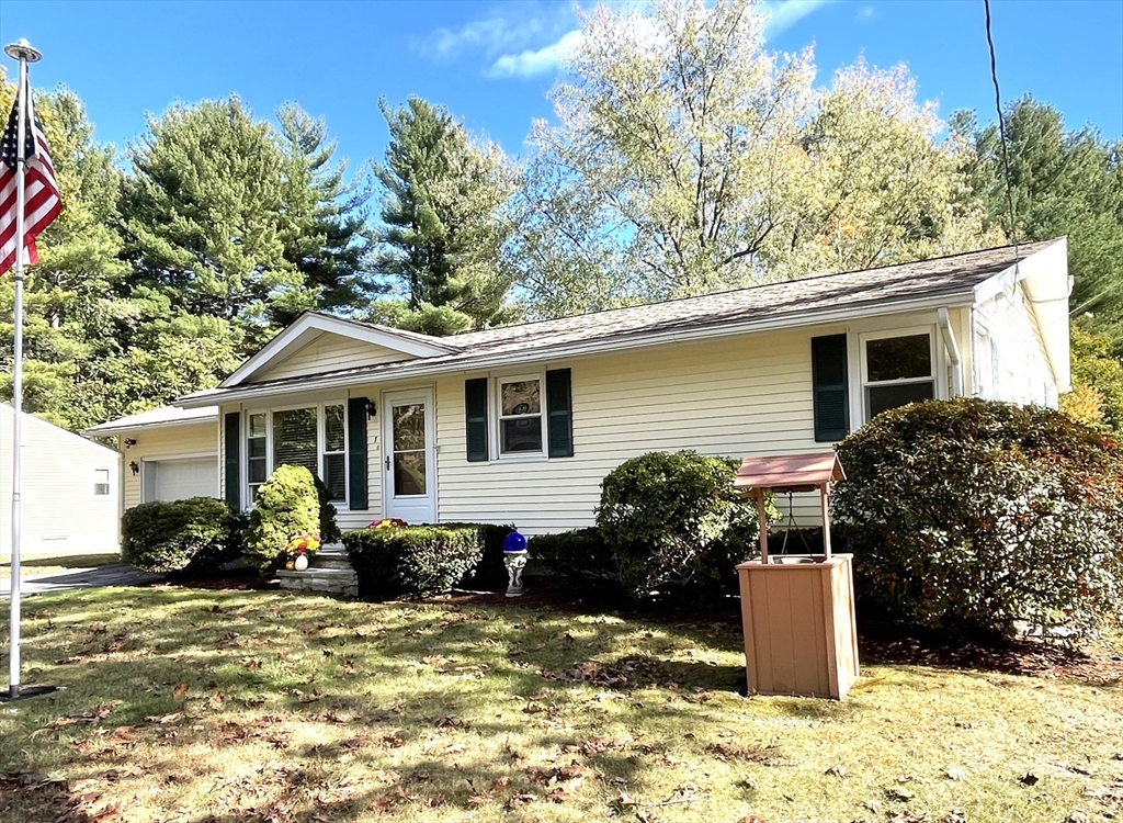 7 Pleasant St