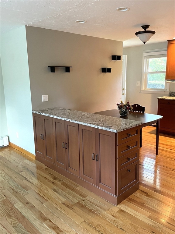 7 Pleasant St