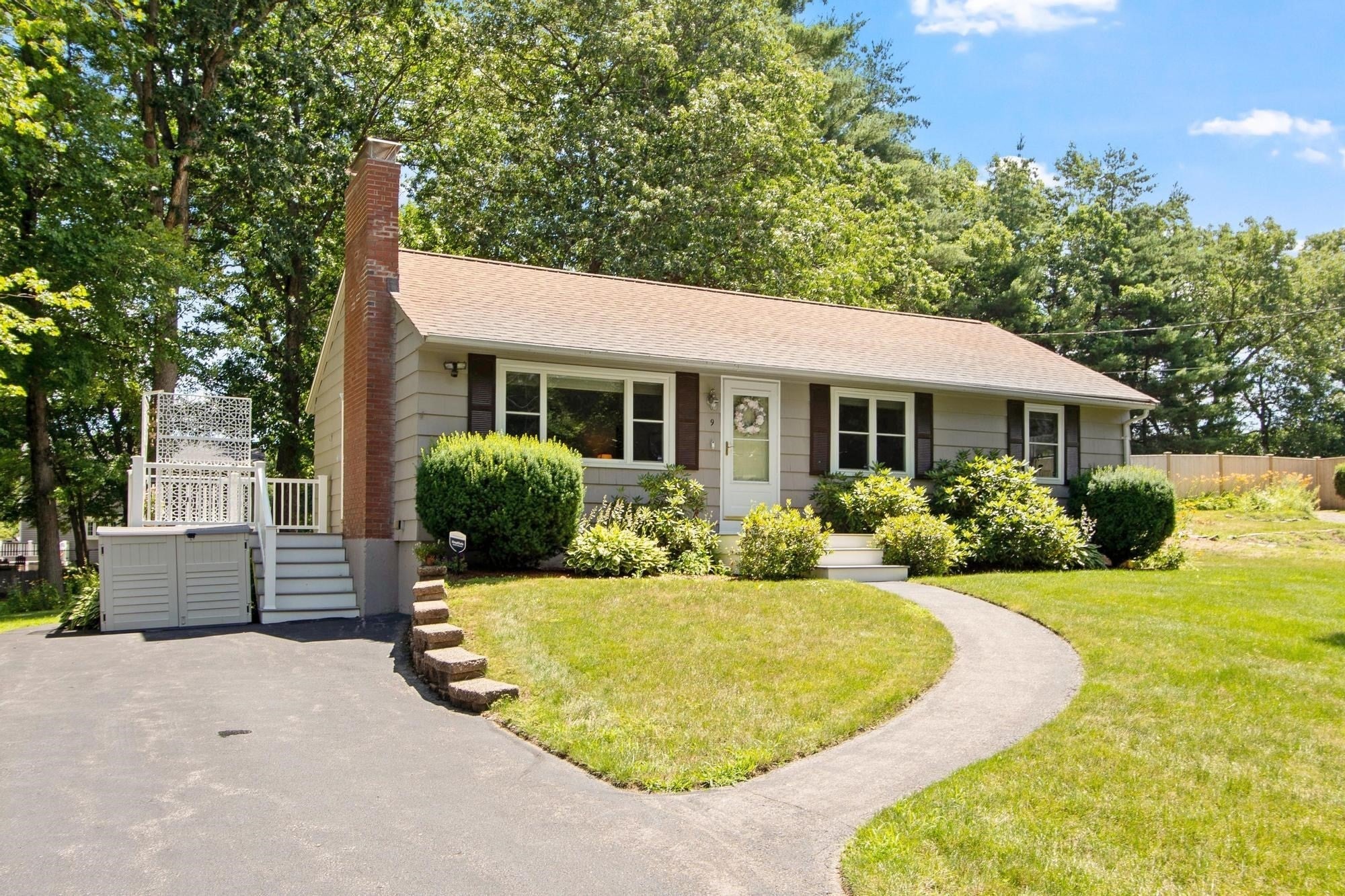 9 Elm Road