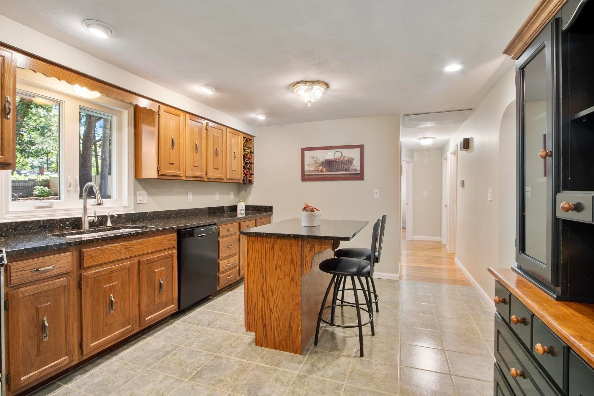 9 Elm Road, Westford, MA, 9 Elm Road, Westford, MA Photo #11