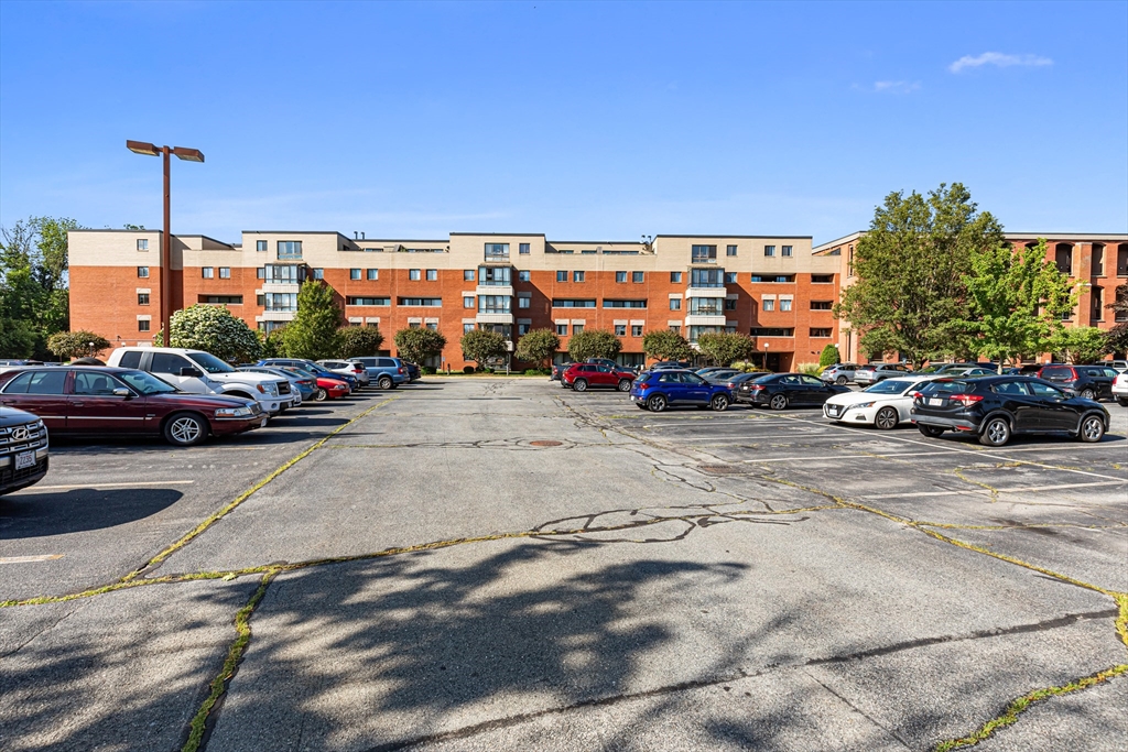 96 Old Colony Ave 153
