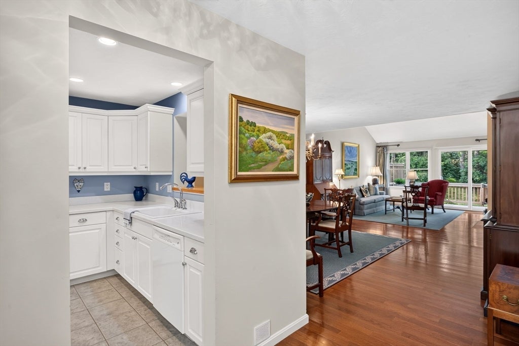 8 Latham Wood 8