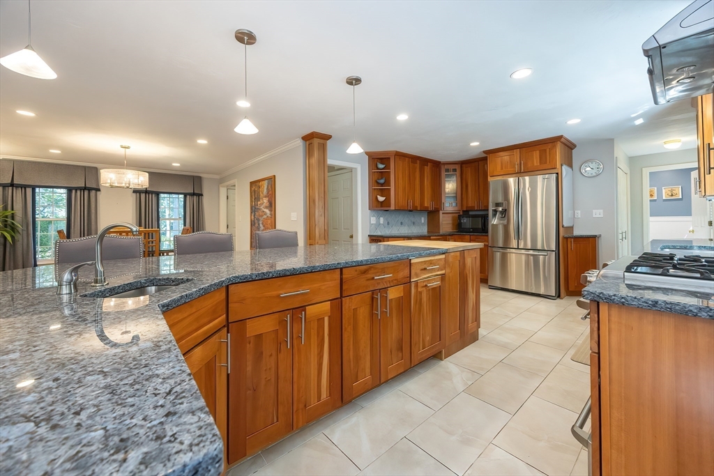 9 Joseph Rd