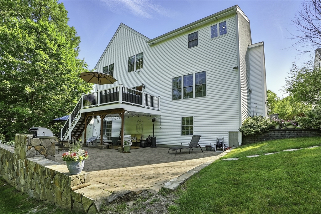 74 Fenwick St