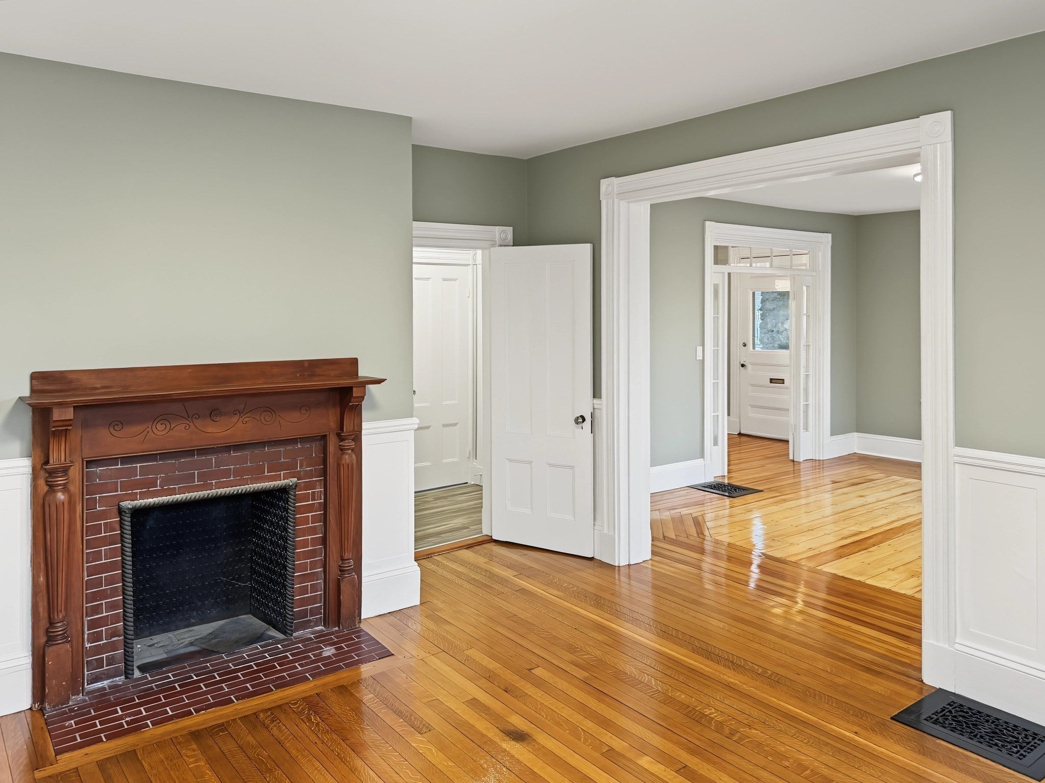 230 Orchard St, Watertown, MA, 230 Orchard St, Watertown, MA Photo #12