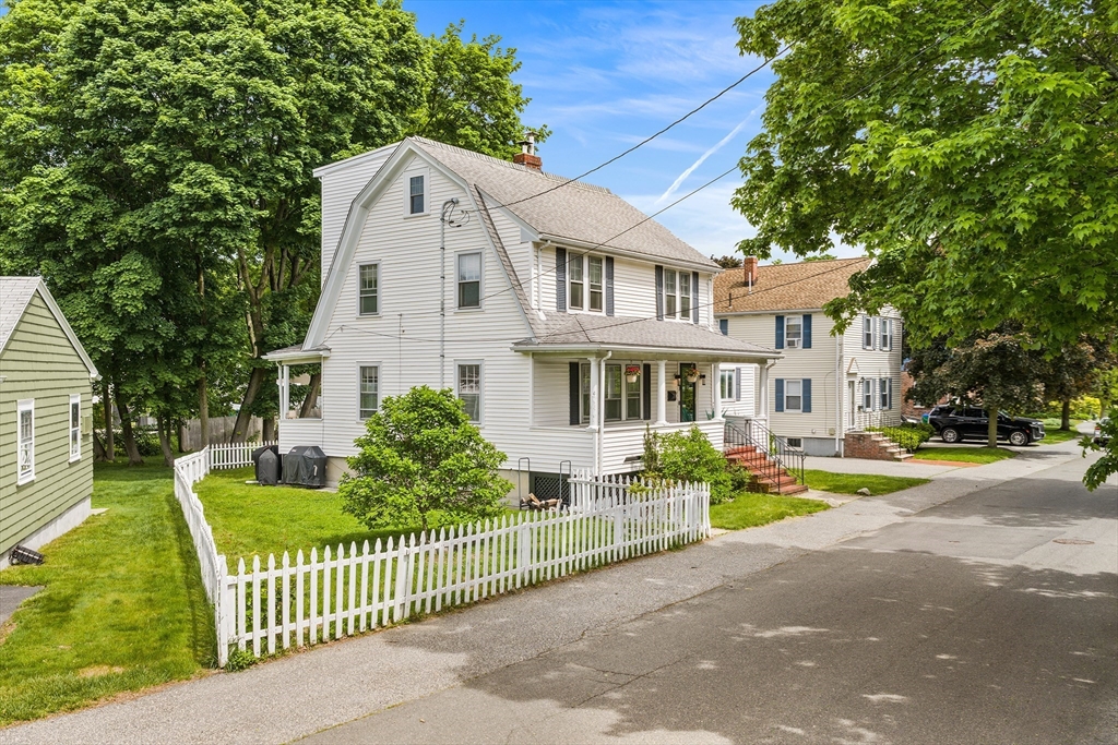 47 Essex St