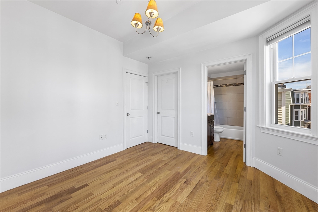 42 Vinton St 3
