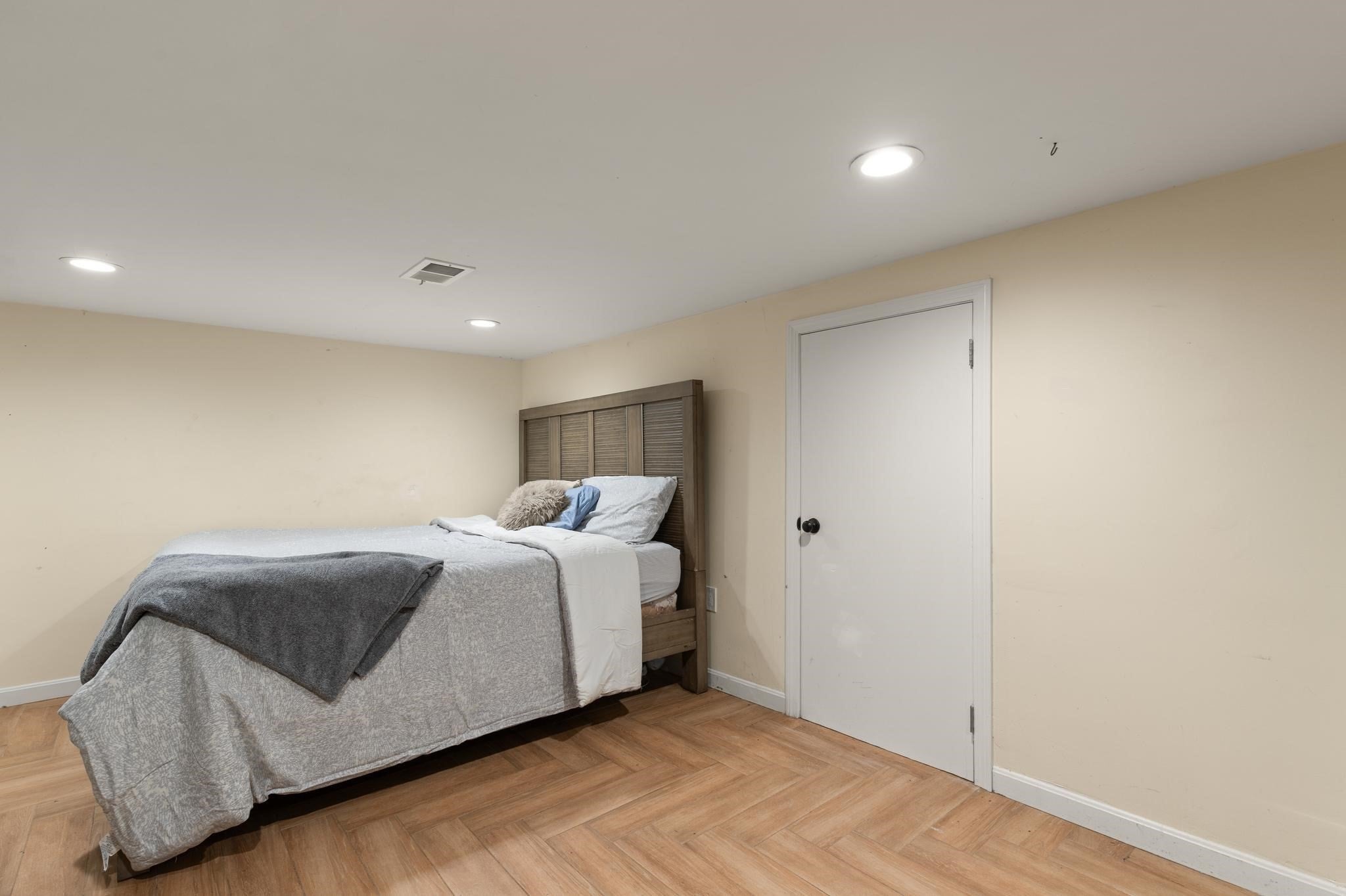 31 Hope Street, Brockton, MA, 31 Hope Street, Brockton, MA Photo #16