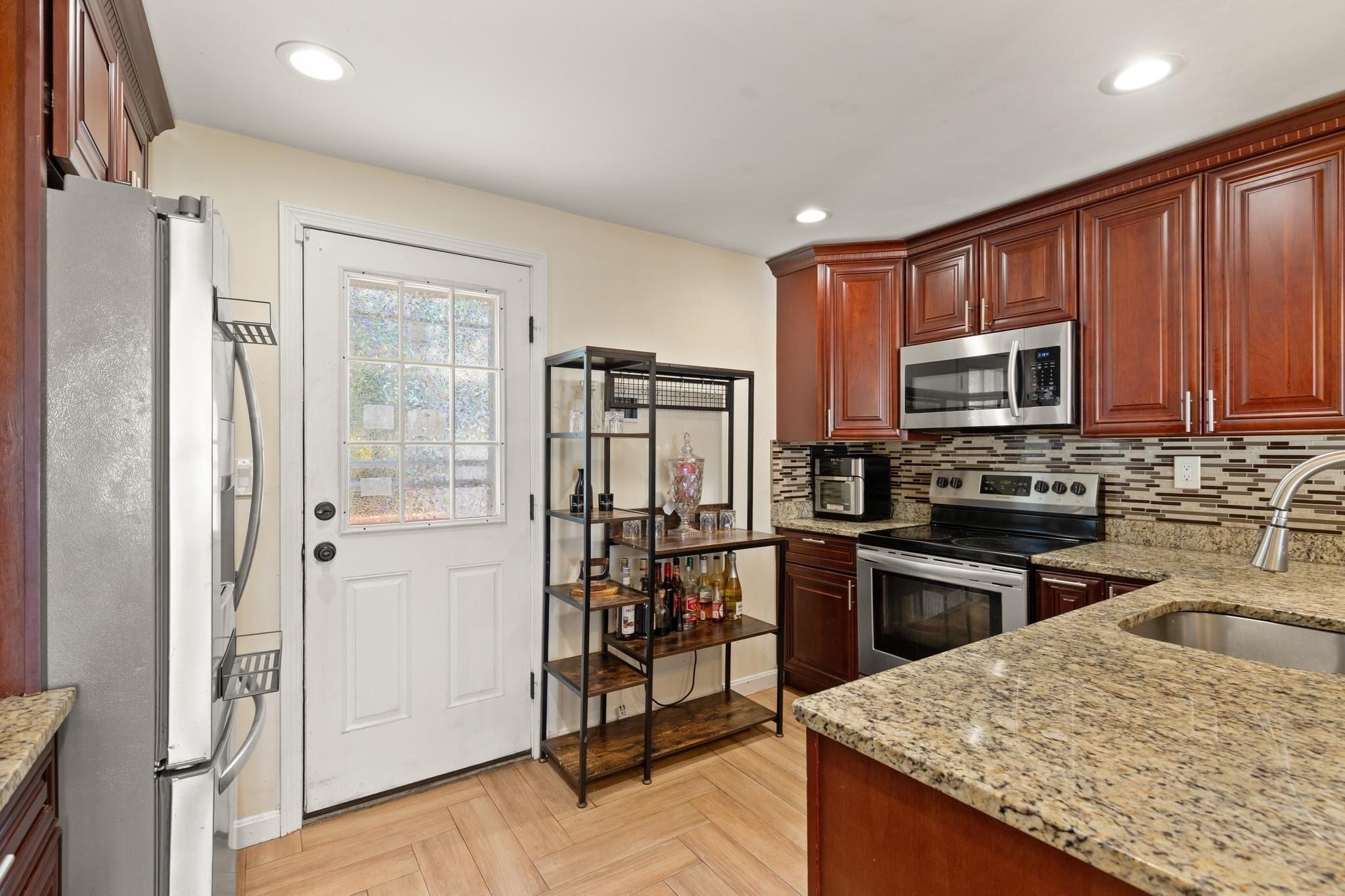 31 Hope Street, Brockton, MA, 31 Hope Street, Brockton, MA Photo #8