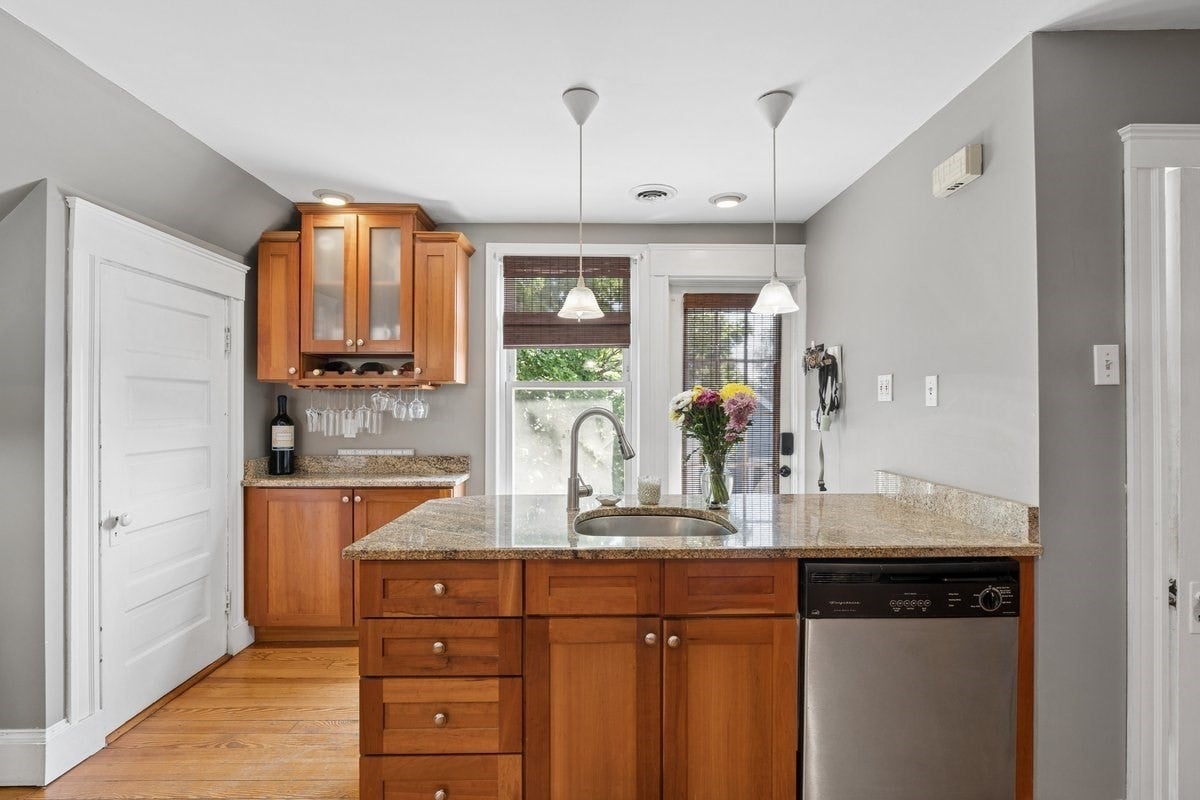 55 King St #3, Boston, MA Photo #4