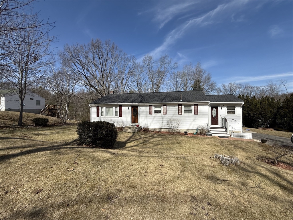 17 Mount Henry Rd