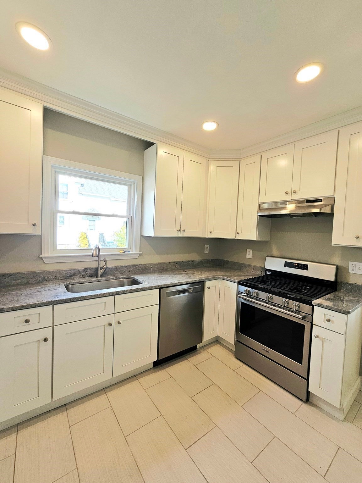 21-23 Arthur St #23, Methuen, MA, 21-23 Arthur St #23, Methuen, MA Photo #7