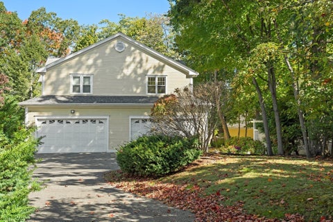 Photo of 23-25 Woodbine St #23, Newton, MA 02466 (MLS # 73588744)