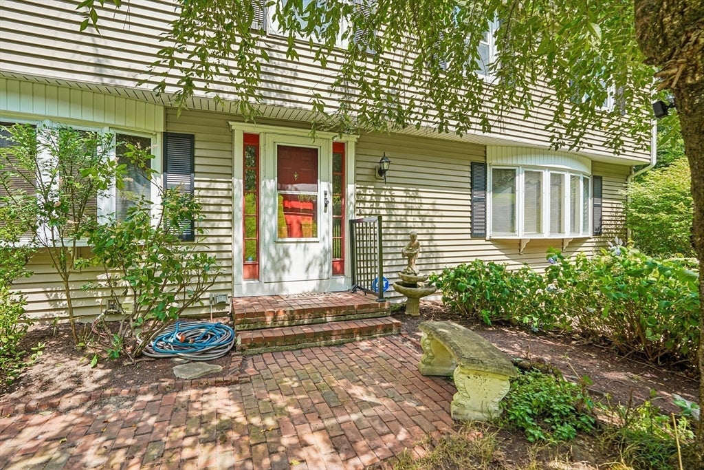33 Carter Drive, Framingham, MA, 33 Carter Drive, Framingham, MA Photo #4