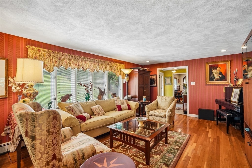 33 Carter Drive, Framingham, MA, 33 Carter Drive, Framingham, MA Photo #14