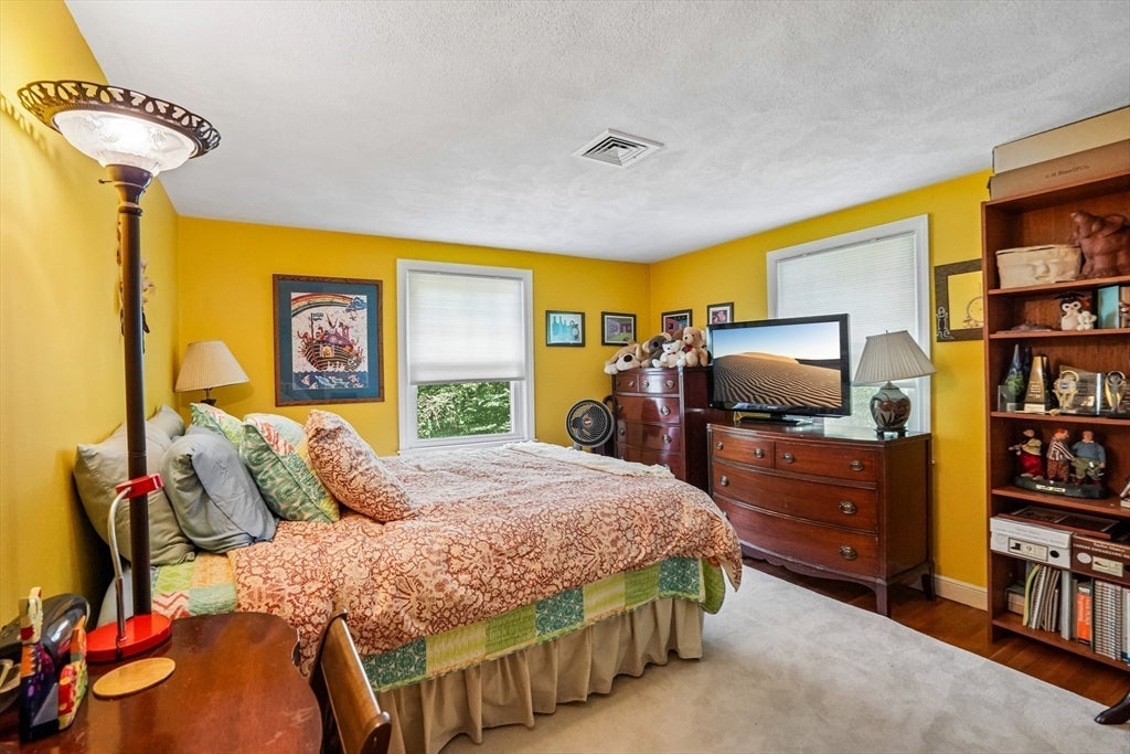 33 Carter Drive, Framingham, MA, 33 Carter Drive, Framingham, MA Photo #24
