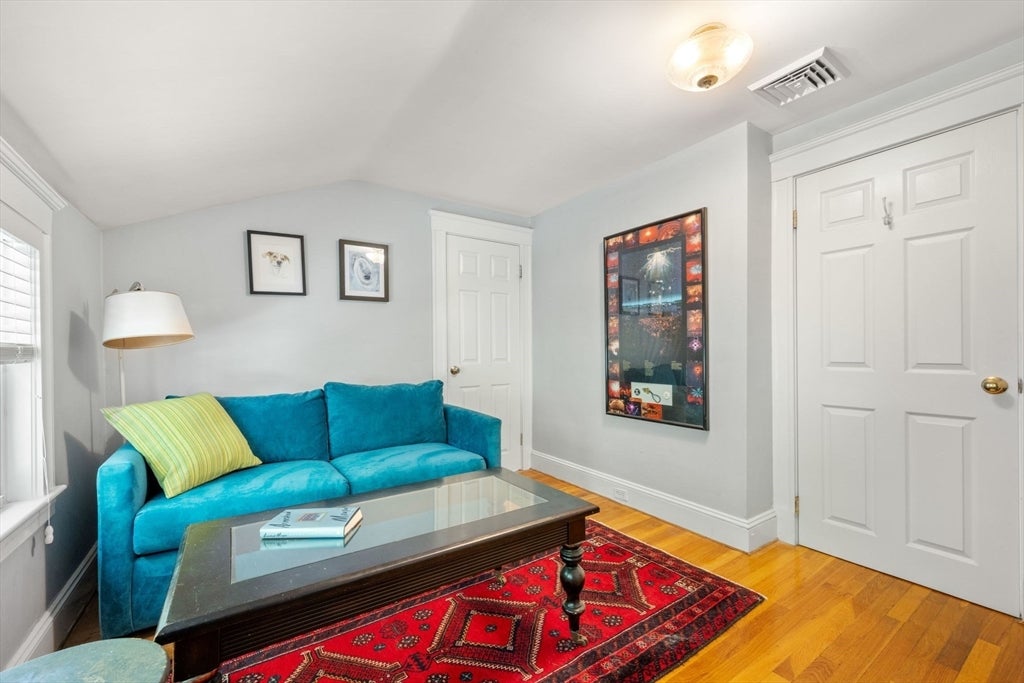 16 Longfellow Rd, Arlington, MA Photo #29