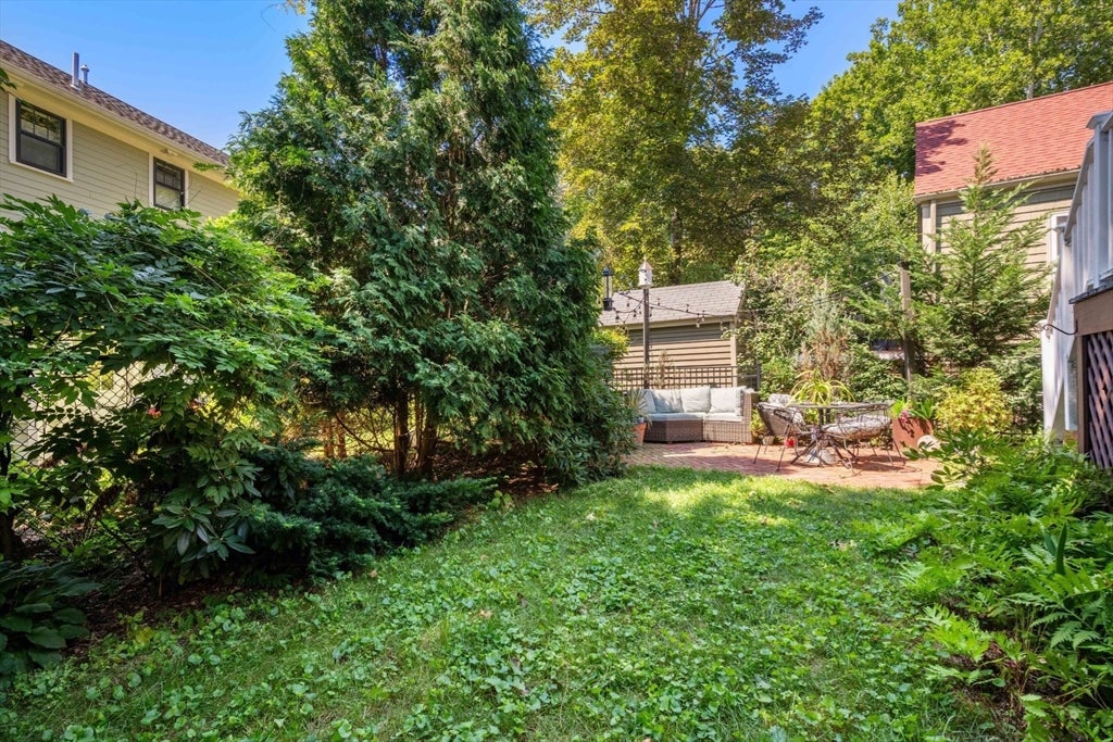 16 Longfellow Rd, Arlington, MA Photo #33