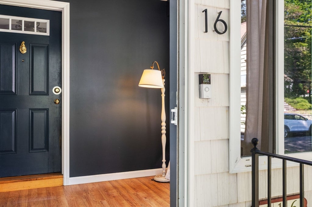 16 Longfellow Rd, Arlington, MA Photo #2