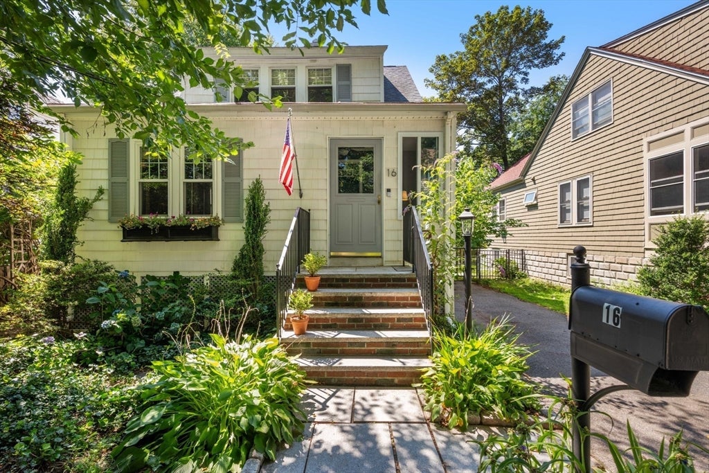 16 Longfellow Rd, Arlington, MA Photo #40