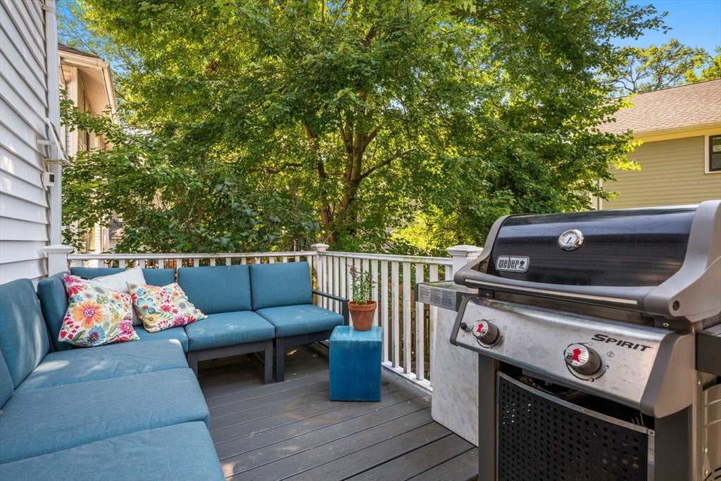 16 Longfellow Rd, Arlington, MA Photo #31