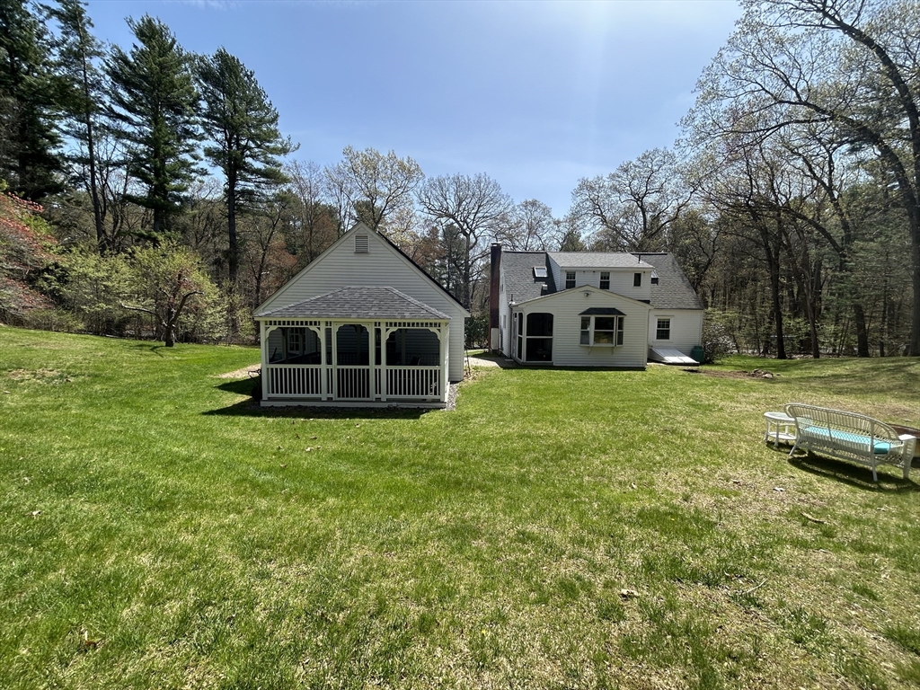 35 Lakeshore