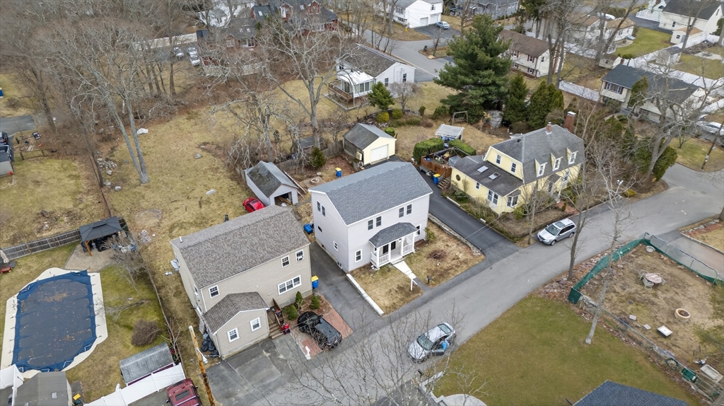 12 Howard Ave