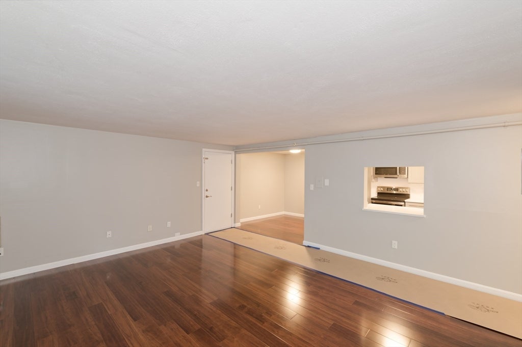 273C W Main Street 2