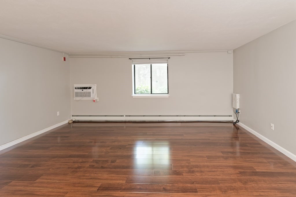 273C W Main Street 2