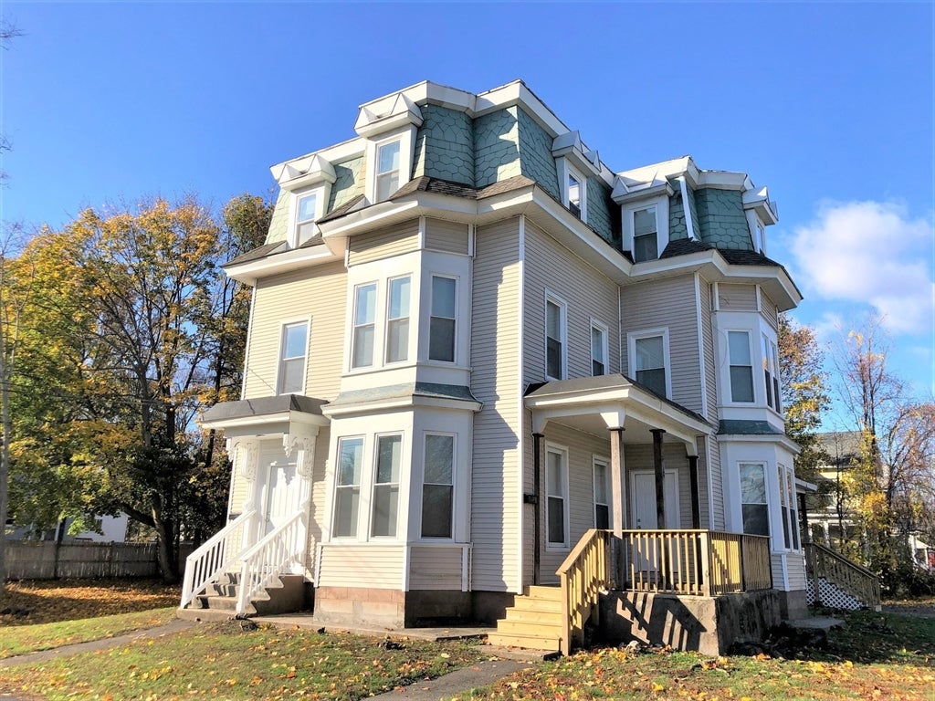 Photo of 11 Noble St, Westfield, MA