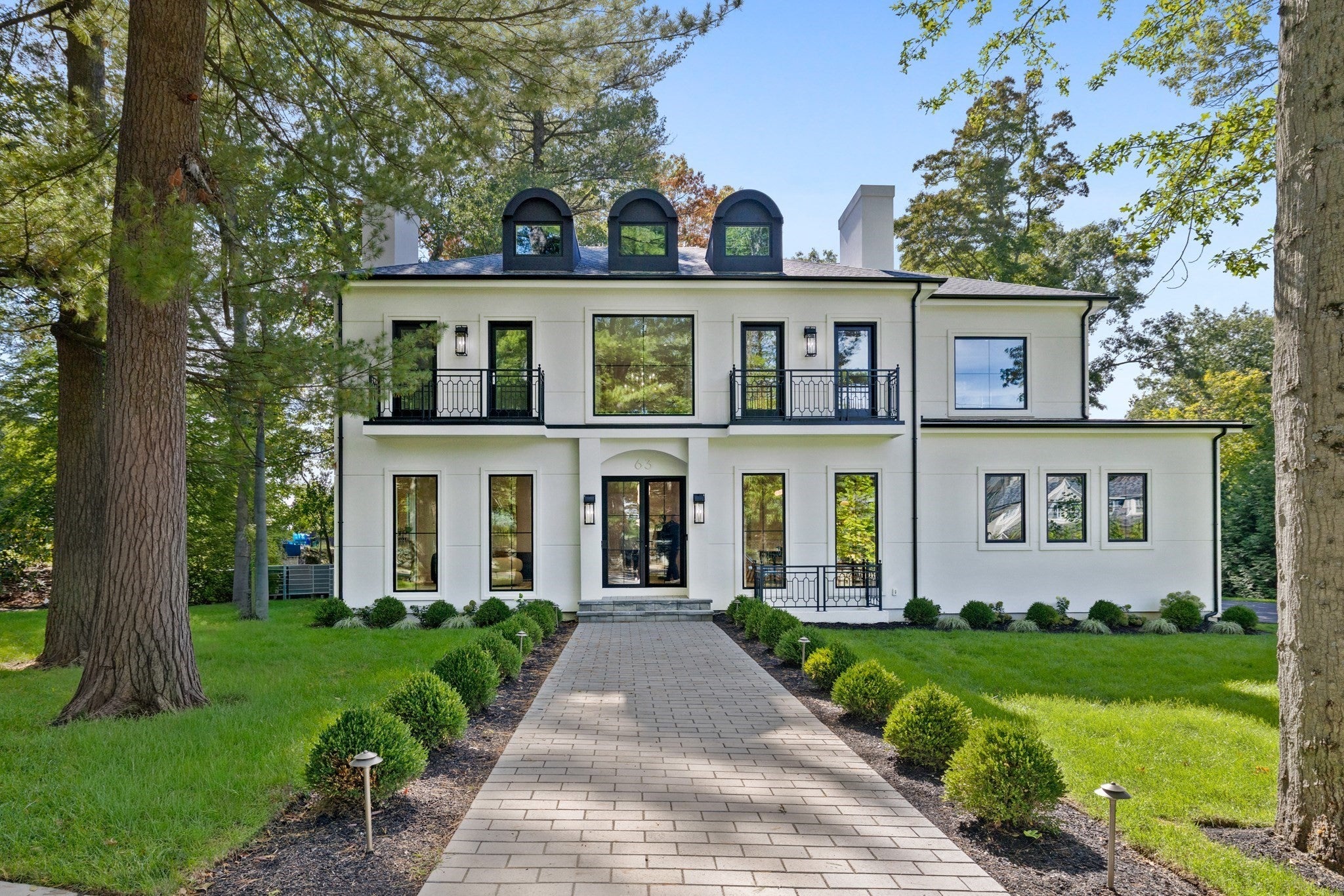 Photo of 63 Bigelow Rd, Newton, MA