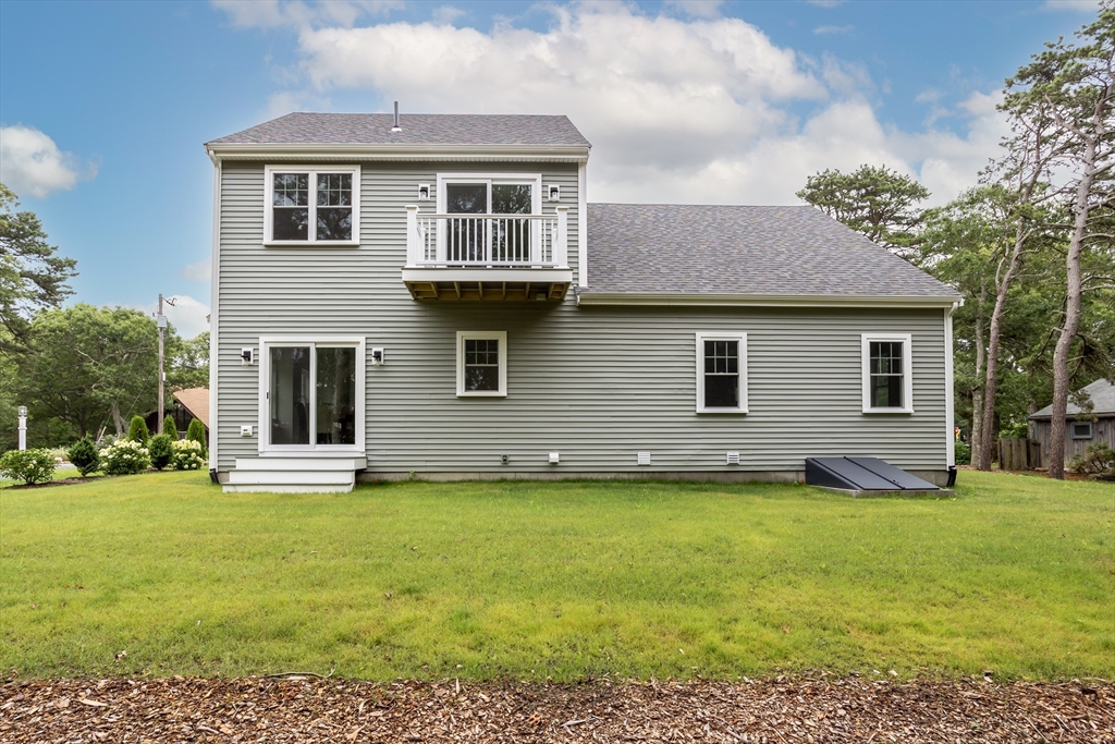 7 Sunset Pines Road